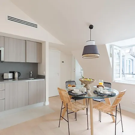 Daire Avec Climatisation - 3 *